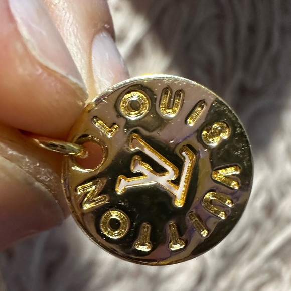 Louis Vuitton Zipper Pull Charm Gold - Picture 13 of 16